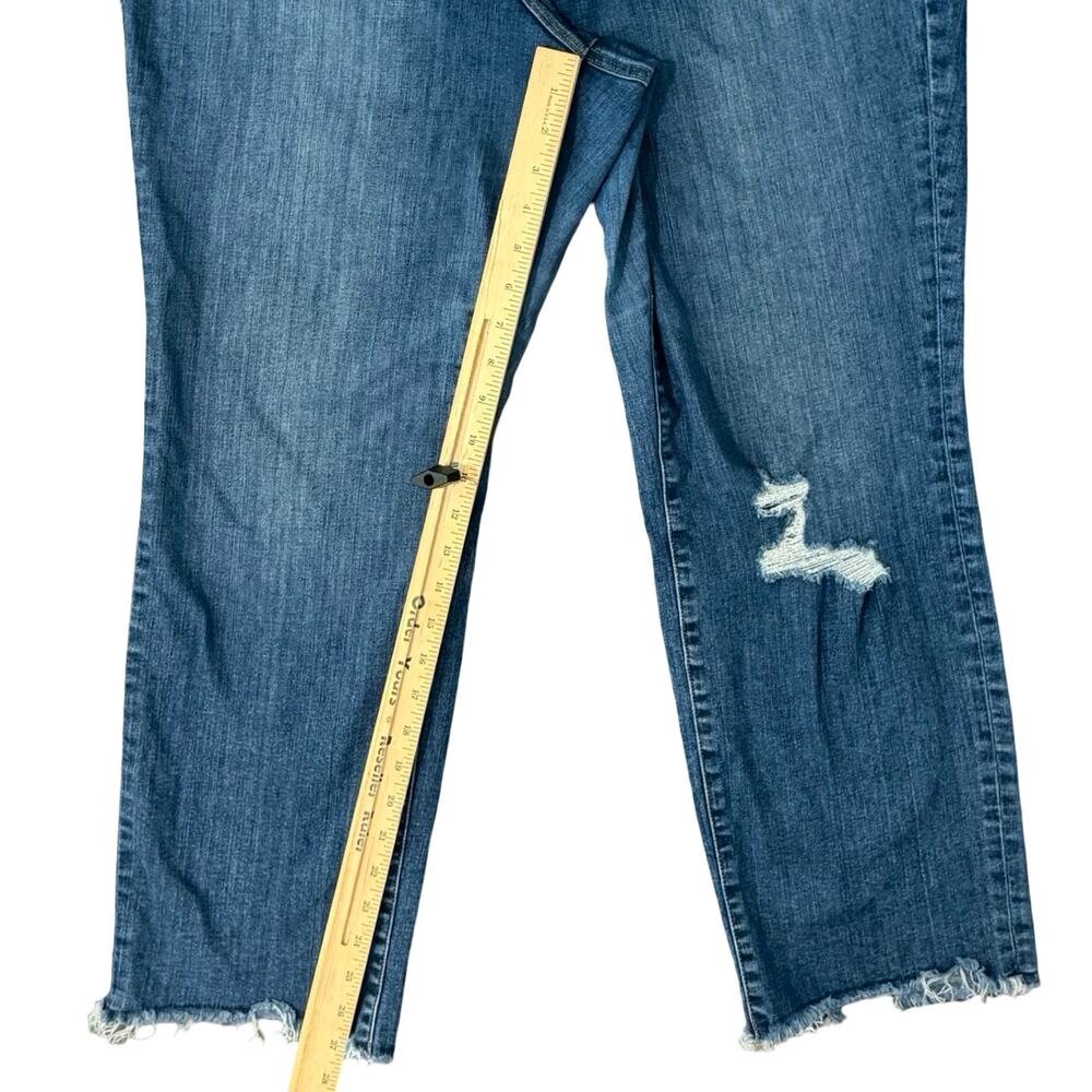 Good American Good Straight Blue407 Medium Wash Distressed Raw Hem Jeans size 18 - Picture 4 of 9